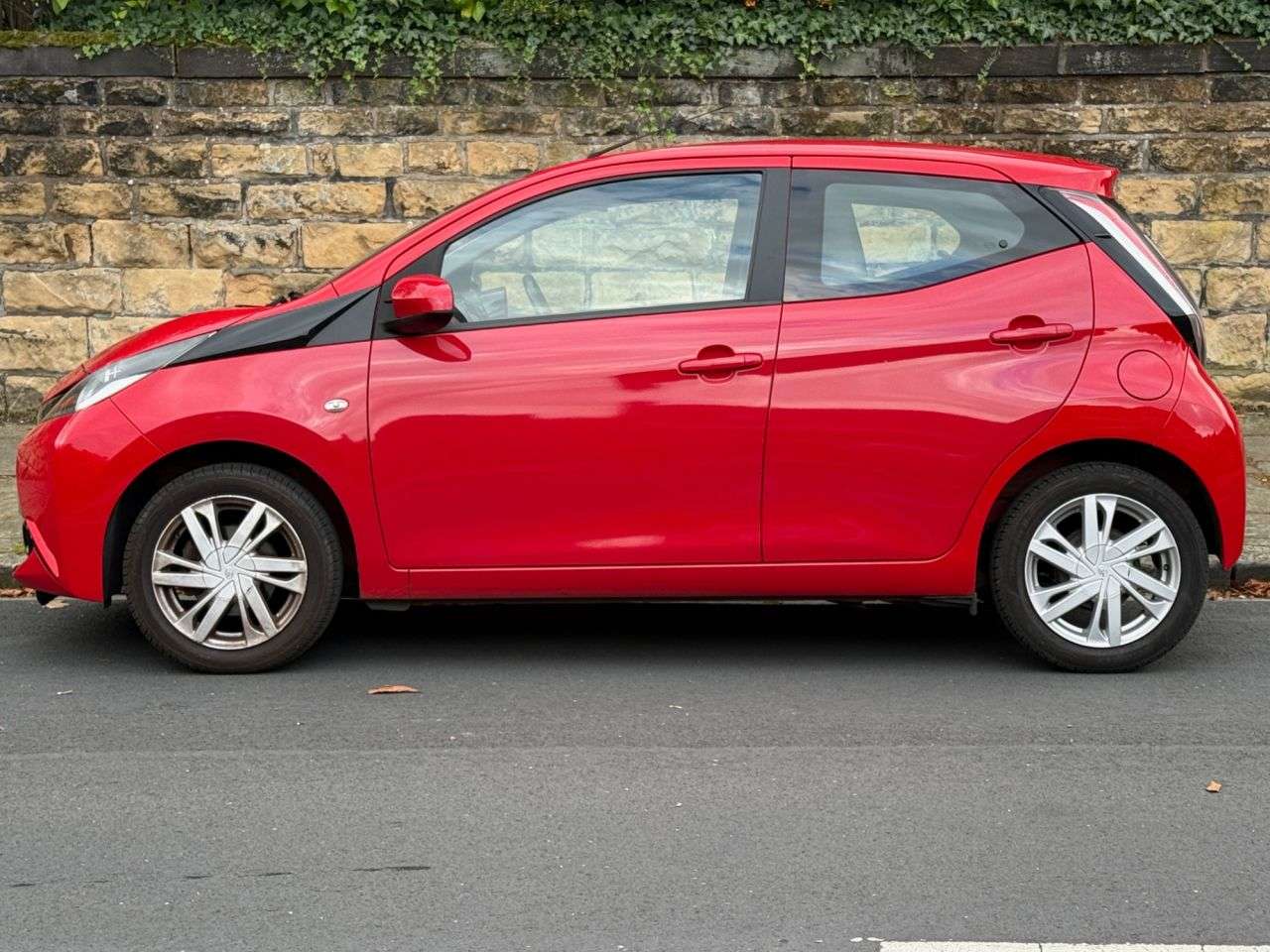 2016 TOYOTA AYGO 2016 TOYOTA AYGO