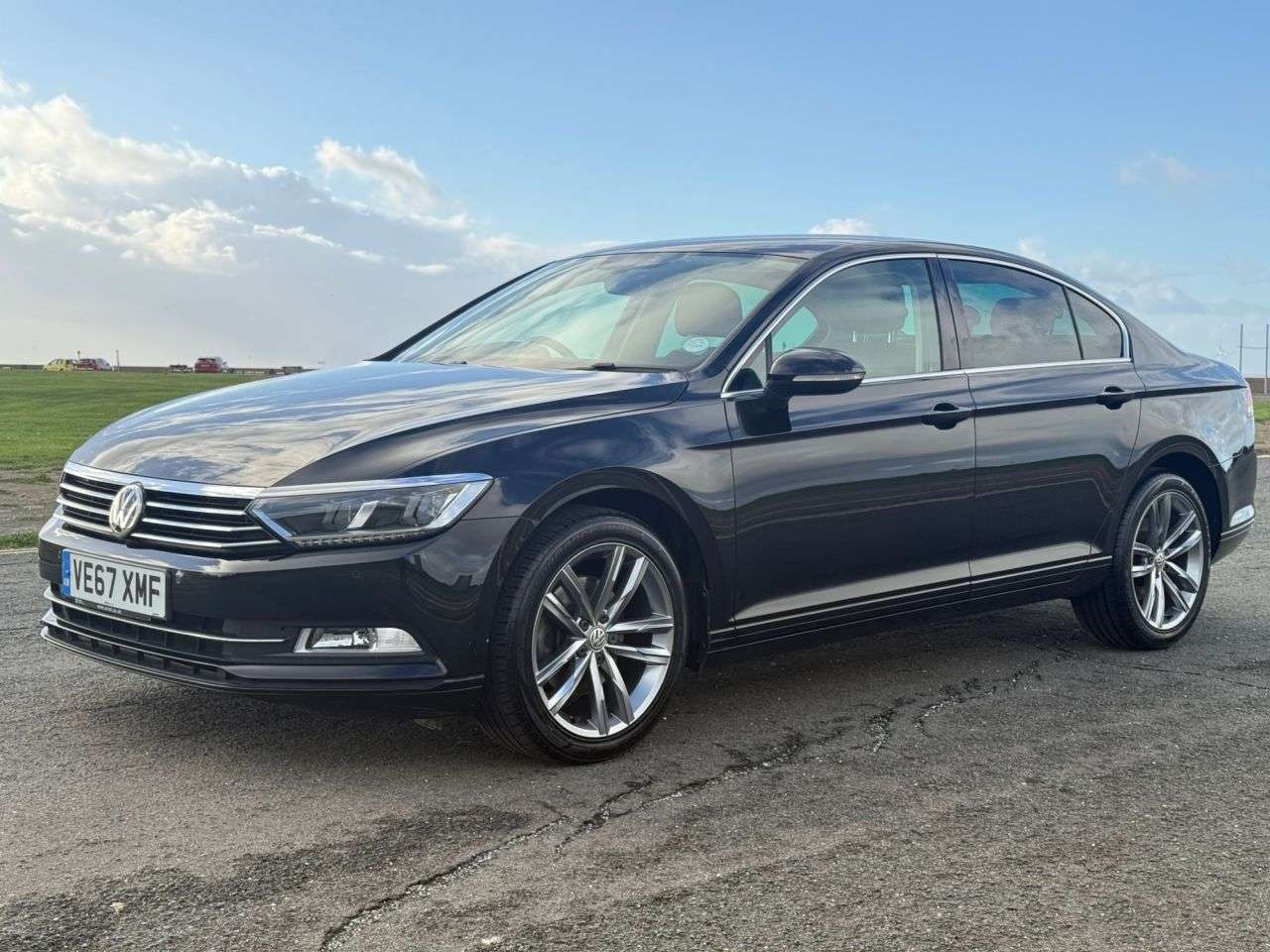 A 2018 VOLKSWAGEN PASSAT 2.0 TDI SE Business Saloon 4dr Diesel DSG Euro 6 (s/s) (150 ps) A 2018 VOLKSWAGEN PASSAT 2.0 TDI SE Business Saloon 4dr Diesel DSG Euro 6 (s/s) (150 ps)