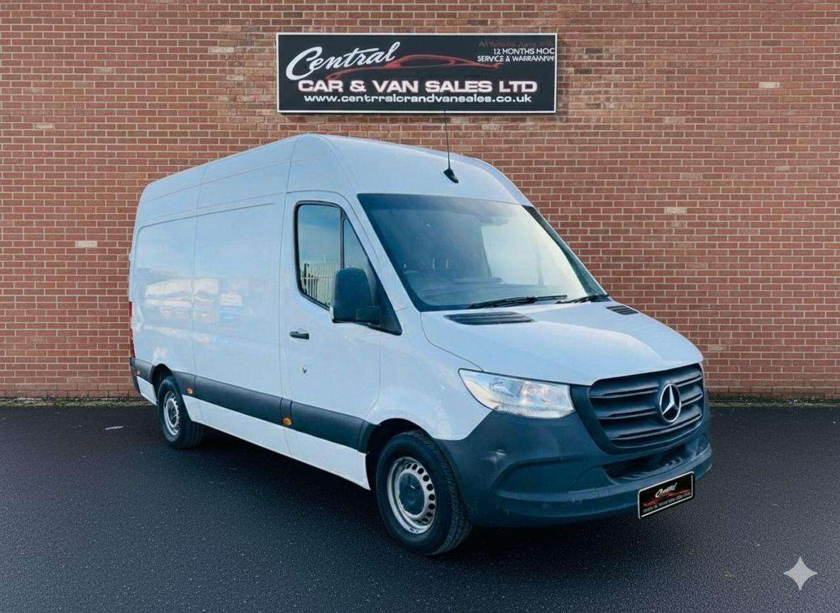 A 2021 MERCEDES-BENZ SPRINTER 2.0 315 CDI HD Progressive Panel Van 5dr Diesel G-Tronic RWD L3 H2 Euro 6 ( A 2021 MERCEDES-BENZ SPRINTER 2.0 315 CDI HD Progressive Panel Van 5dr Diesel G-Tronic RWD L3 H2 Euro 6 (