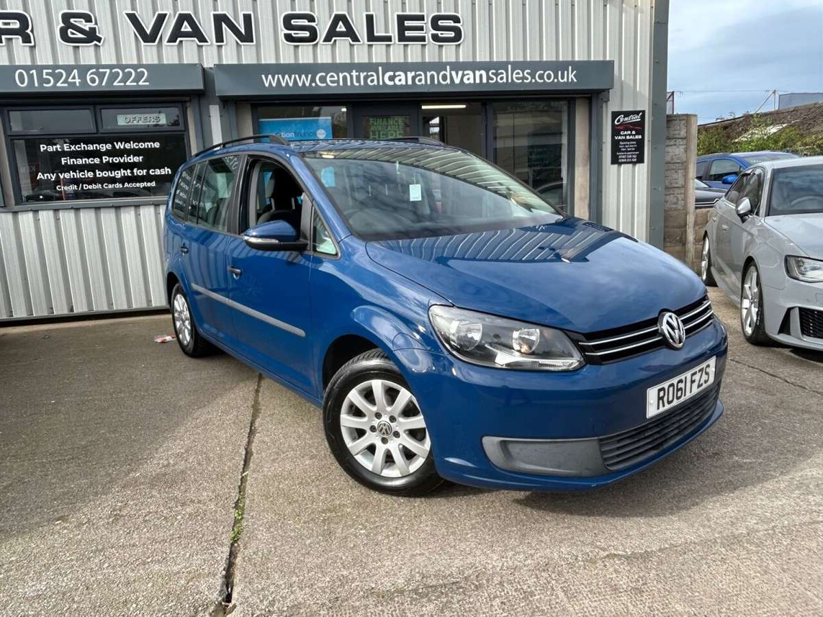 Check out this Volkswagen Touran 2011 Diesel Manual