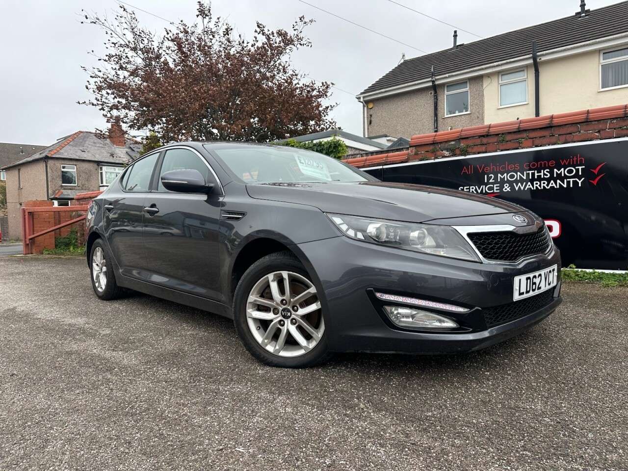 A 2012 KIA OPTIMA 1.7 CRDi EcoDynamics 1 Big Diesel Family Saloon Car Euro 5 (s/s) (134 bhp) A 2012 KIA OPTIMA 1.7 CRDi EcoDynamics 1 Big Diesel Family Saloon Car Euro 5 (s/s) (134 bhp)