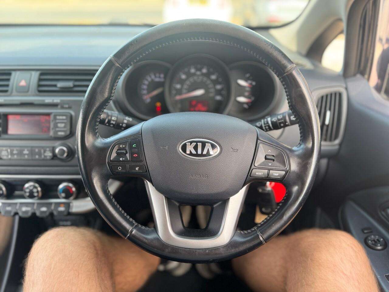 2014 KIA RIO 2014 KIA RIO