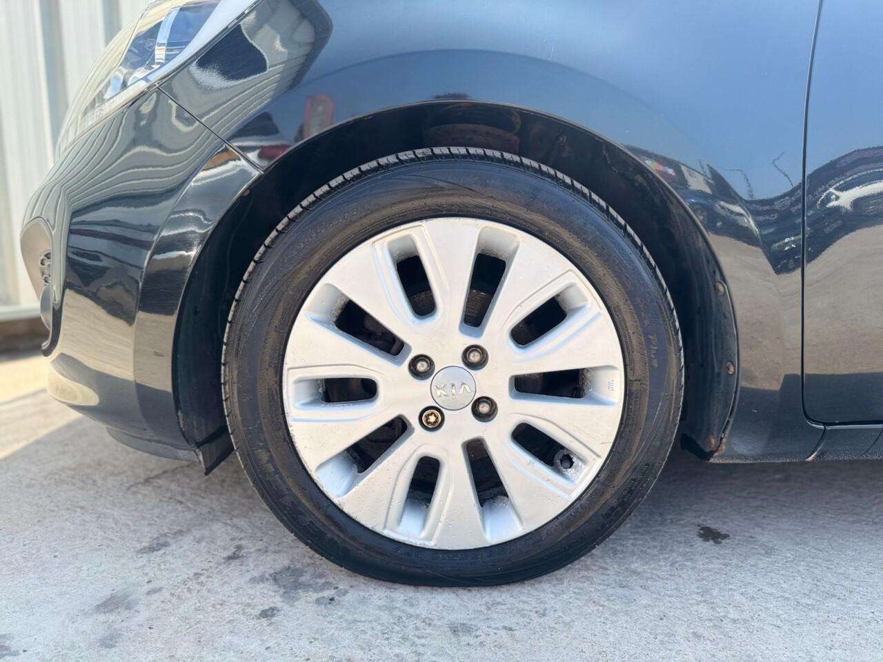 2014 KIA RIO 2014 KIA RIO