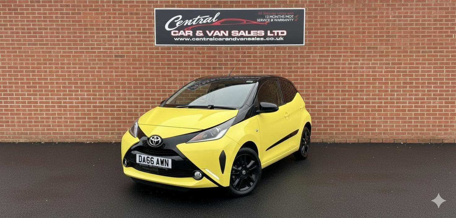 A 2016 TOYOTA AYGO 1.0 VVT-i x-cite 3 Yellow Bi-Tone Hatchback 5dr Petrol Manual Euro 6 (68 ps A 2016 TOYOTA AYGO 1.0 VVT-i x-cite 3 Yellow Bi-Tone Hatchback 5dr Petrol Manual Euro 6 (68 ps