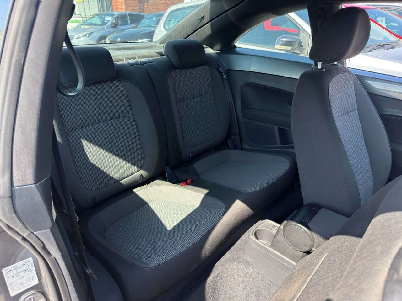 2014 VOLKSWAGEN BEETLE 2014 VOLKSWAGEN BEETLE