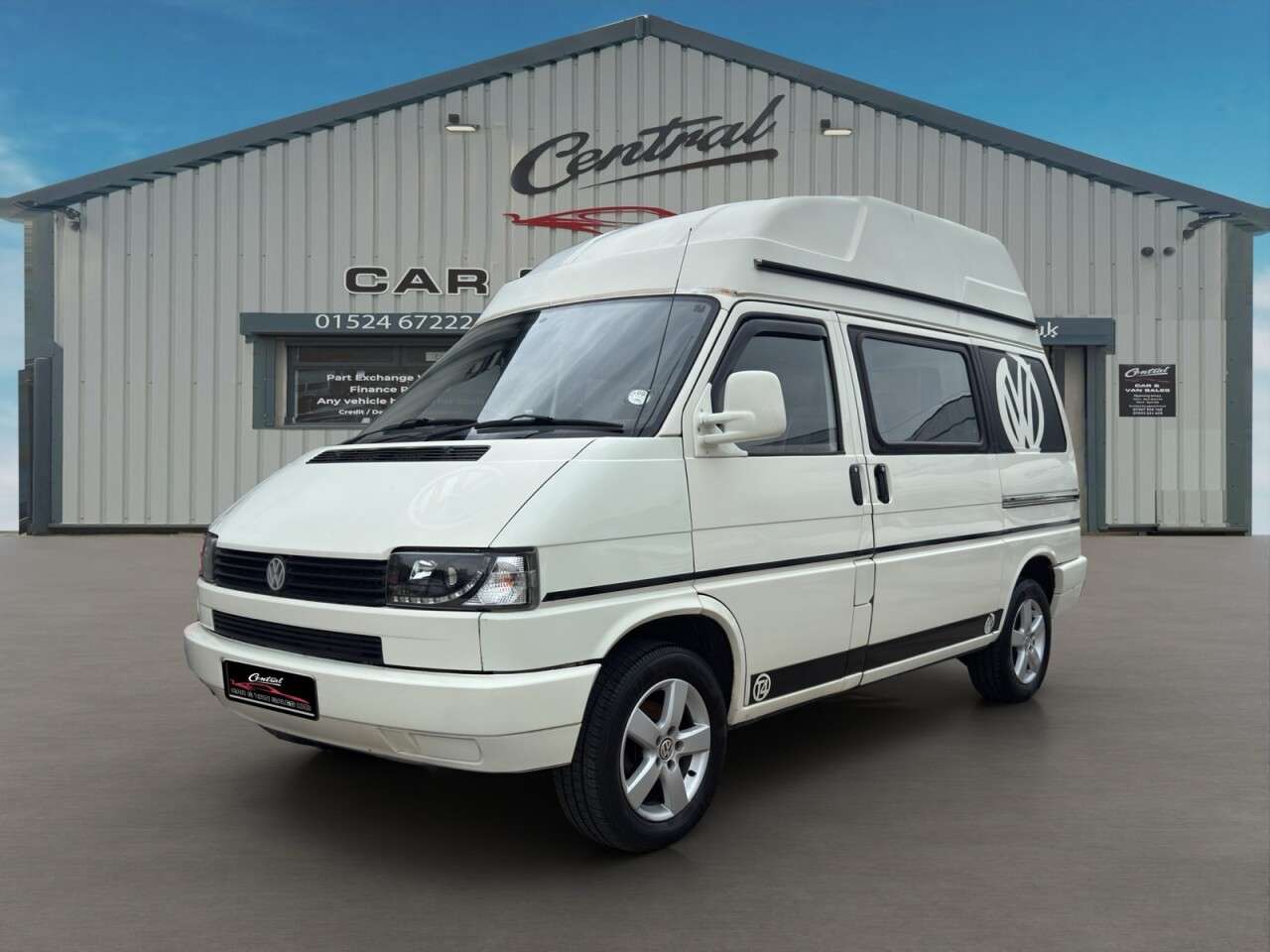 1995 VOLKSWAGEN TRANSPORTER CAMPERVAN 1995 VOLKSWAGEN TRANSPORTER CAMPERVAN