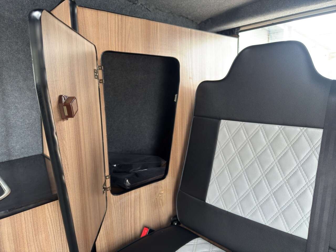 1995 VOLKSWAGEN TRANSPORTER CAMPERVAN 1995 VOLKSWAGEN TRANSPORTER CAMPERVAN