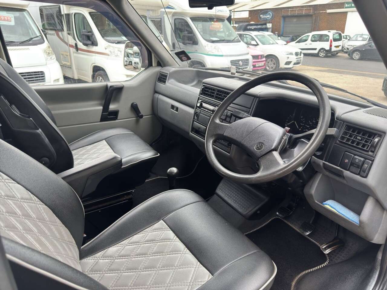 1995 VOLKSWAGEN TRANSPORTER CAMPERVAN 1995 VOLKSWAGEN TRANSPORTER CAMPERVAN