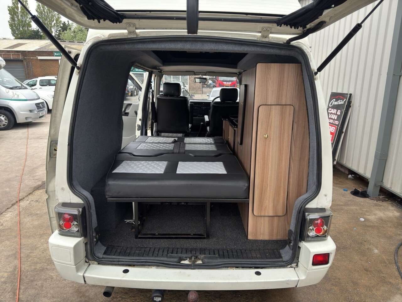 1995 VOLKSWAGEN TRANSPORTER CAMPERVAN 1995 VOLKSWAGEN TRANSPORTER CAMPERVAN