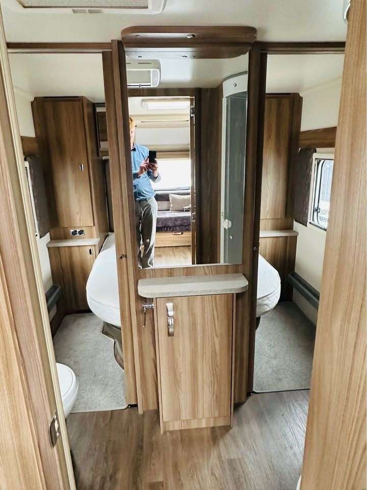 null SWIFT CHALLENGER X 850 null SWIFT CHALLENGER X 850