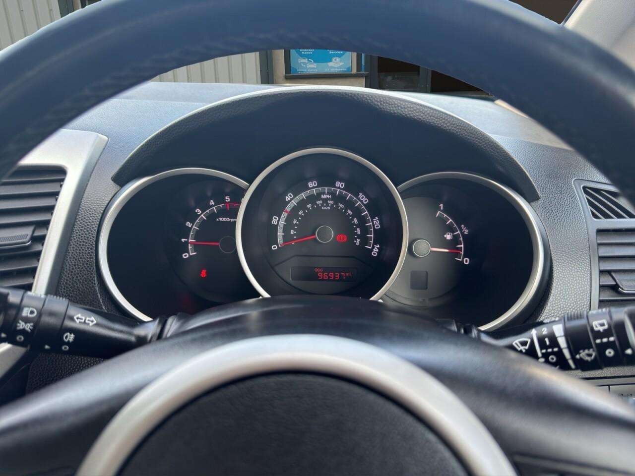 2016 KIA VENGA 2016 KIA VENGA