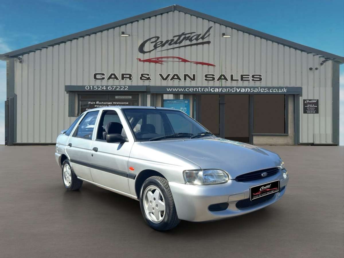 Check out this Ford Escort 1996 Petrol Manual