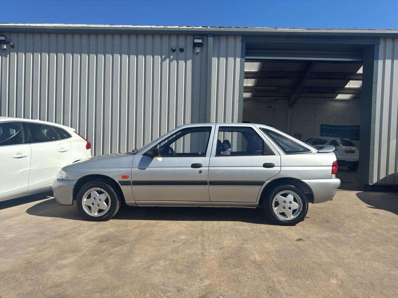 1996 FORD ESCORT 1996 FORD ESCORT