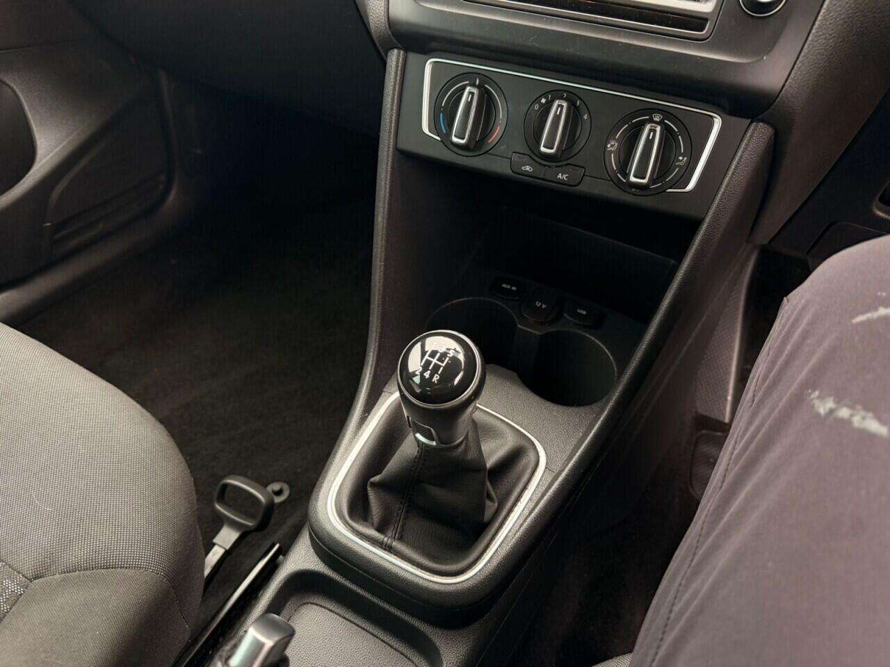 2016 VOLKSWAGEN POLO 2016 VOLKSWAGEN POLO