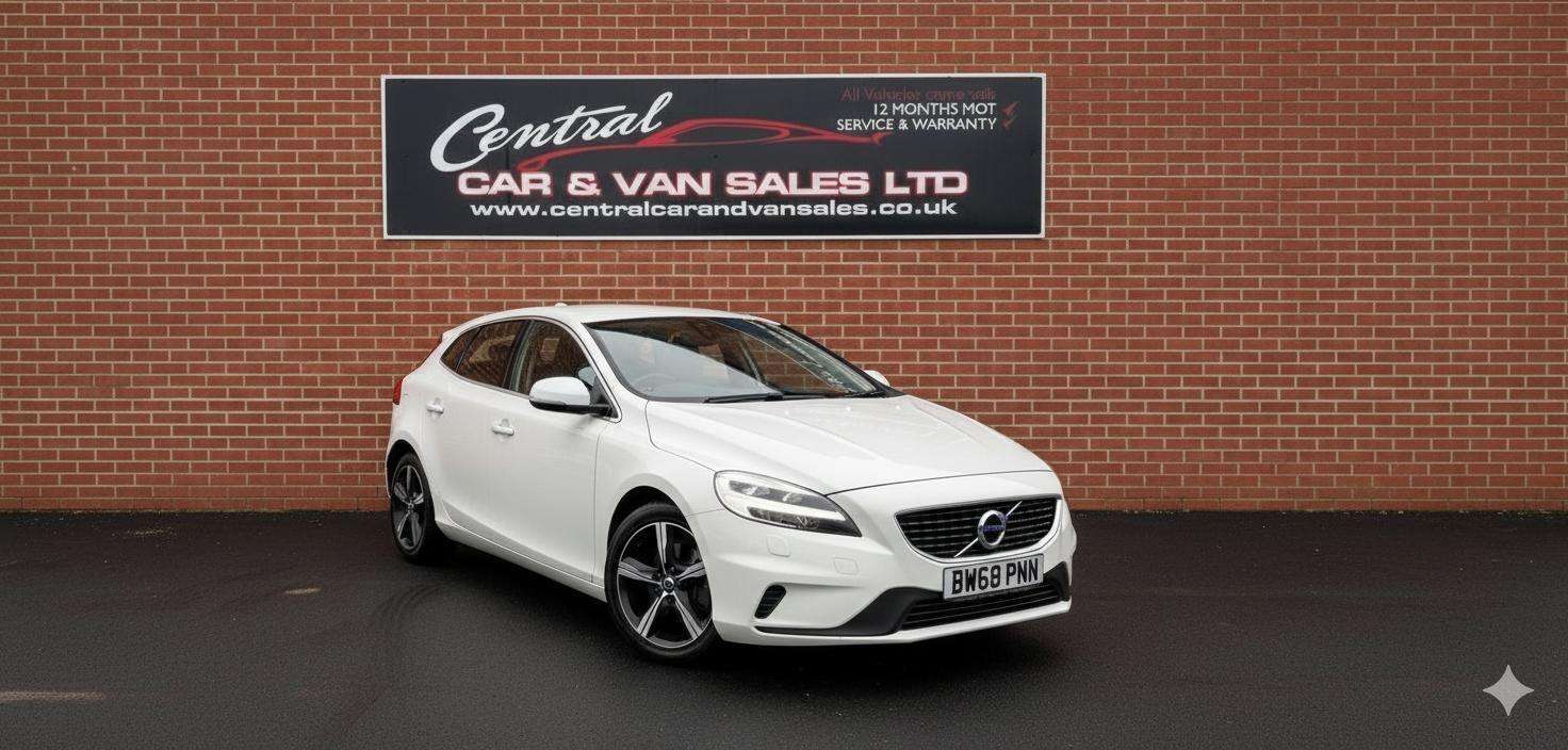 A 2019 VOLVO V40 2.0 T2 GPF R-Design Nav Plus Hatchback 5dr Petrol Manual Euro 6 (s/s) (122 A 2019 VOLVO V40 2.0 T2 GPF R-Design Nav Plus Hatchback 5dr Petrol Manual Euro 6 (s/s) (122