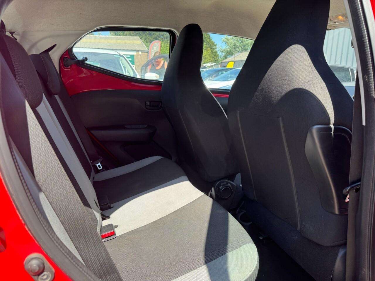 2015 TOYOTA AYGO 2015 TOYOTA AYGO