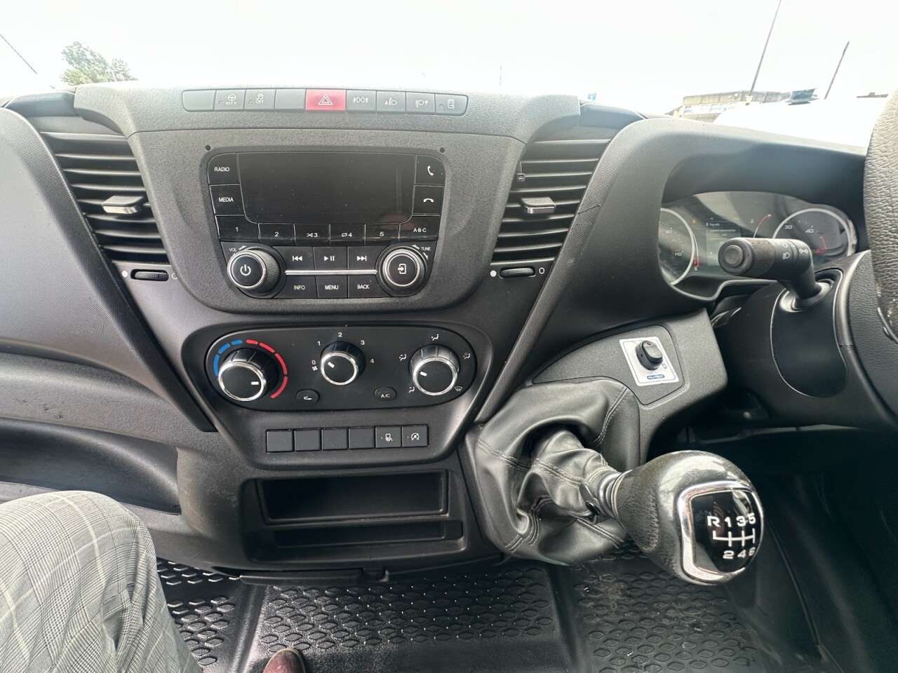 2021 IVECO DAILY 2021 IVECO DAILY