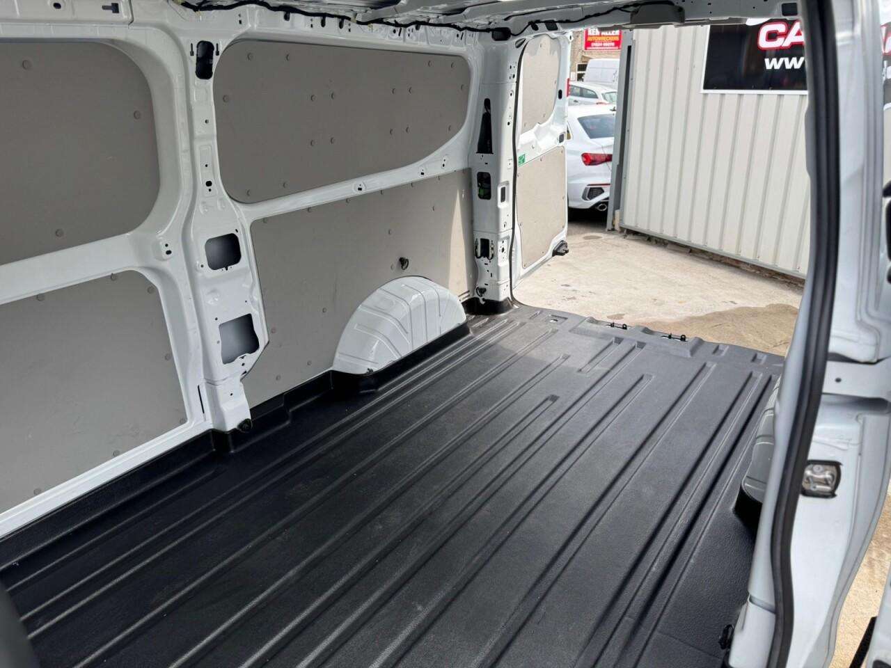 2024 FORD TRANSIT CUSTOM 2024 FORD TRANSIT CUSTOM