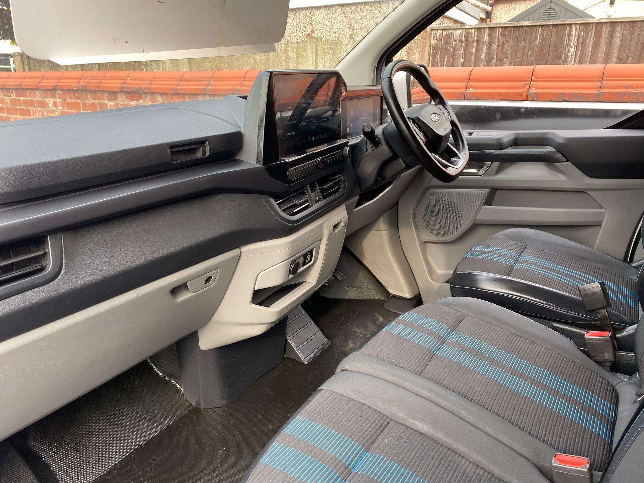 A 2024 FORD TRANSIT CUSTOM 2.0 300 EcoBlue Sport Panel Van 5dr Diesel Auto L2 H1 Euro 6 (s/s) (170 ps) A 2024 FORD TRANSIT CUSTOM 2.0 300 EcoBlue Sport Panel Van 5dr Diesel Auto L2 H1 Euro 6 (s/s) (170 ps)
