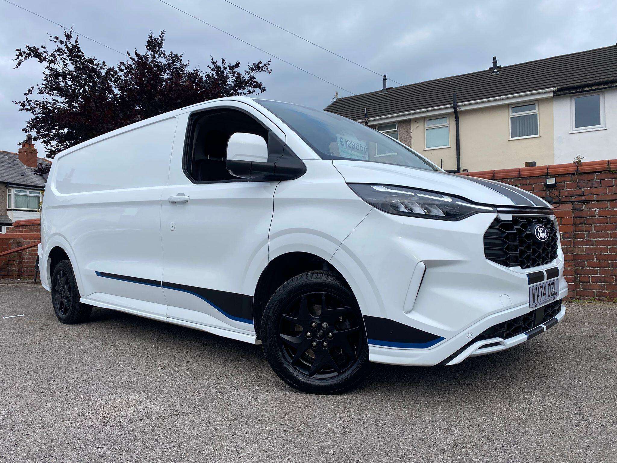 A 2024 FORD TRANSIT CUSTOM 2.0 300 EcoBlue Sport Panel Van 5dr Diesel Auto L2 H1 Euro 6 (s/s) (170 ps) A 2024 FORD TRANSIT CUSTOM 2.0 300 EcoBlue Sport Panel Van 5dr Diesel Auto L2 H1 Euro 6 (s/s) (170 ps)