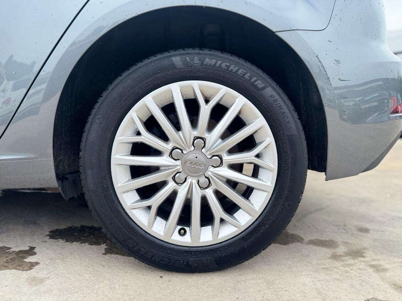 2017 AUDI A3 2017 AUDI A3