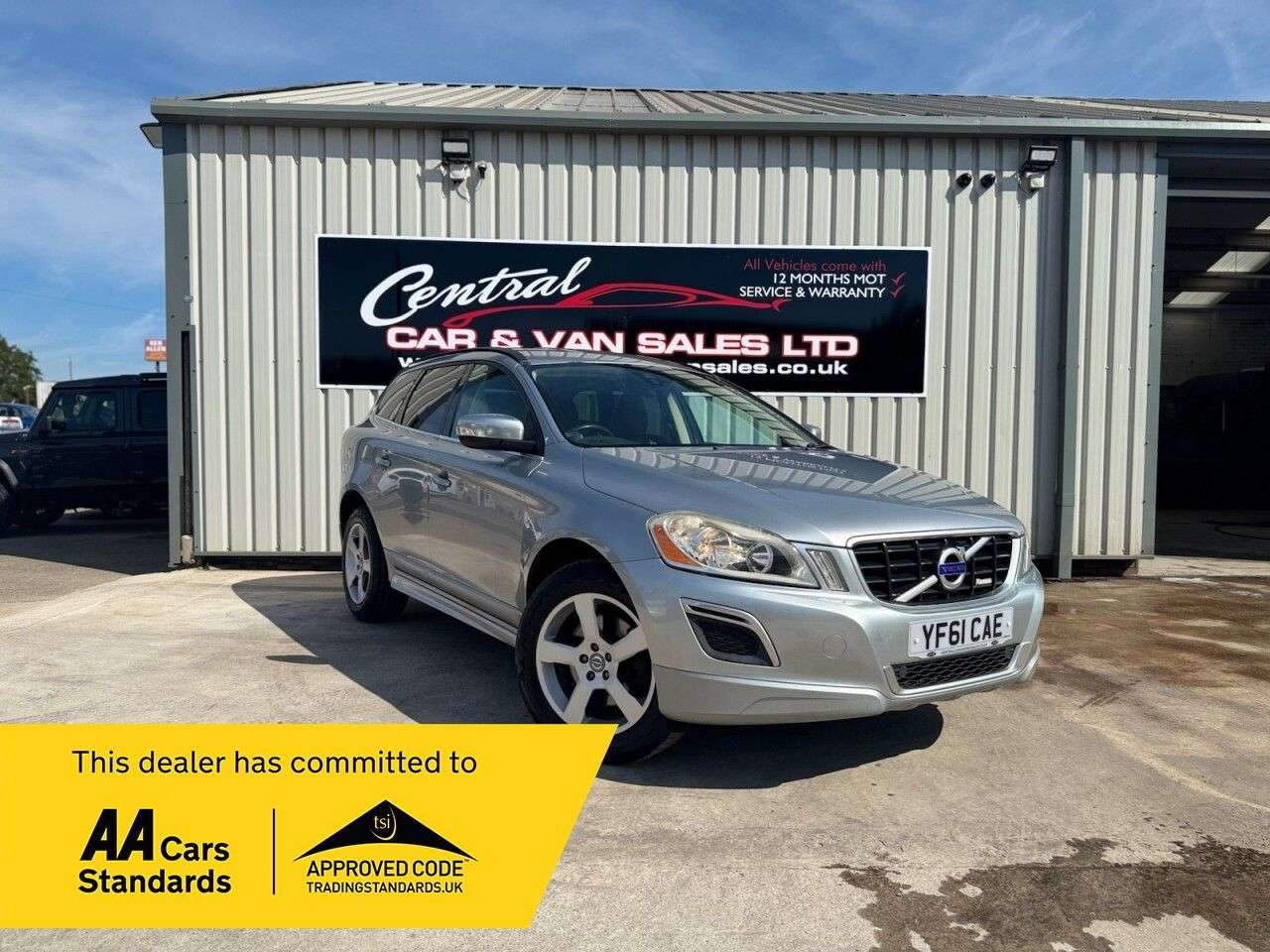 A 2011 VOLVO XC60 2.4 D3 R-Design SUV 5dr Diesel Manual AWD Euro 5 (s/s) (163 ps) P/Sensors, A 2011 VOLVO XC60 2.4 D3 R-Design SUV 5dr Diesel Manual AWD Euro 5 (s/s) (163 ps) P/Sensors,