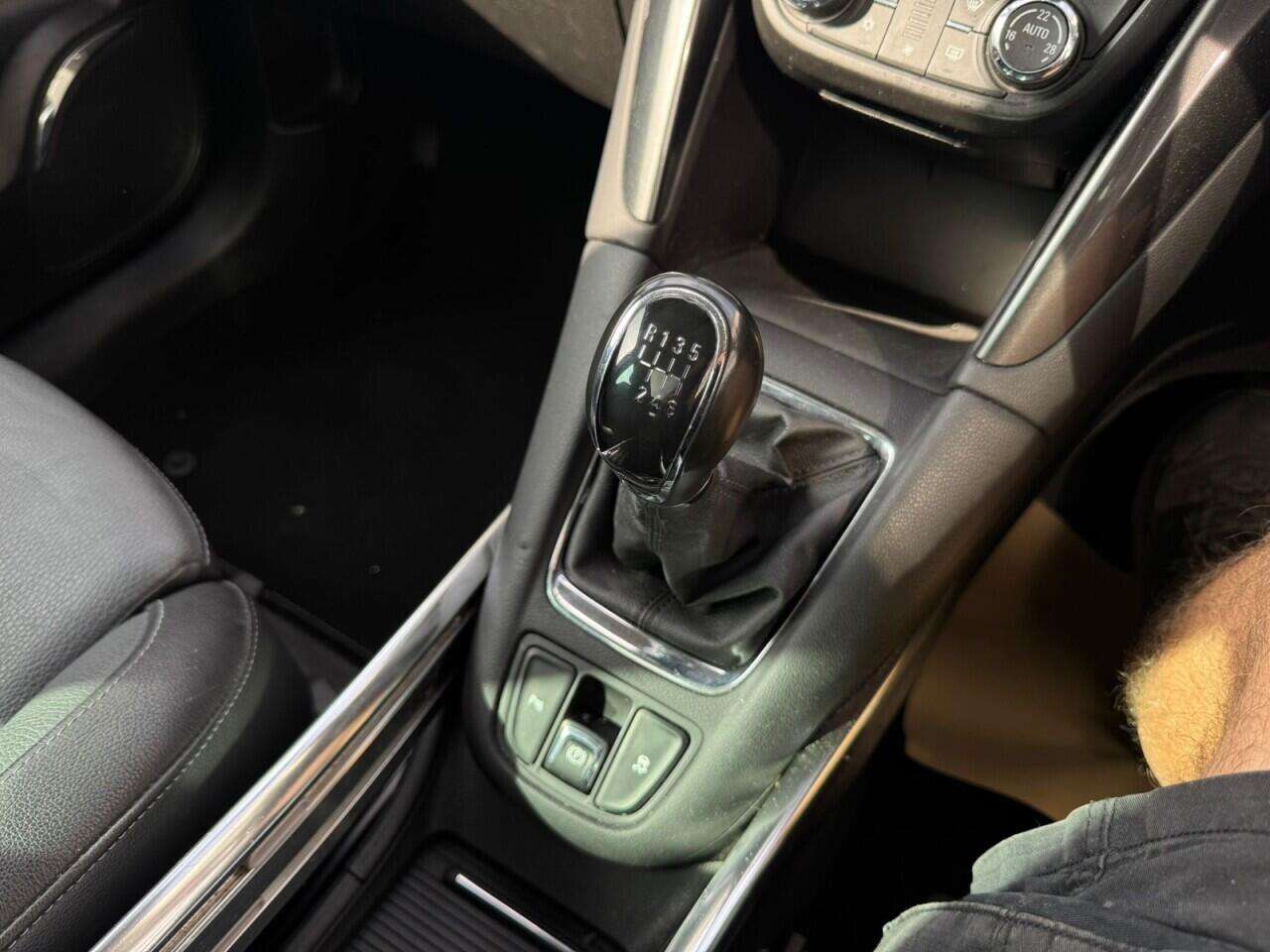 2014 VAUXHALL ZAFIRA TOURER 2014 VAUXHALL ZAFIRA TOURER