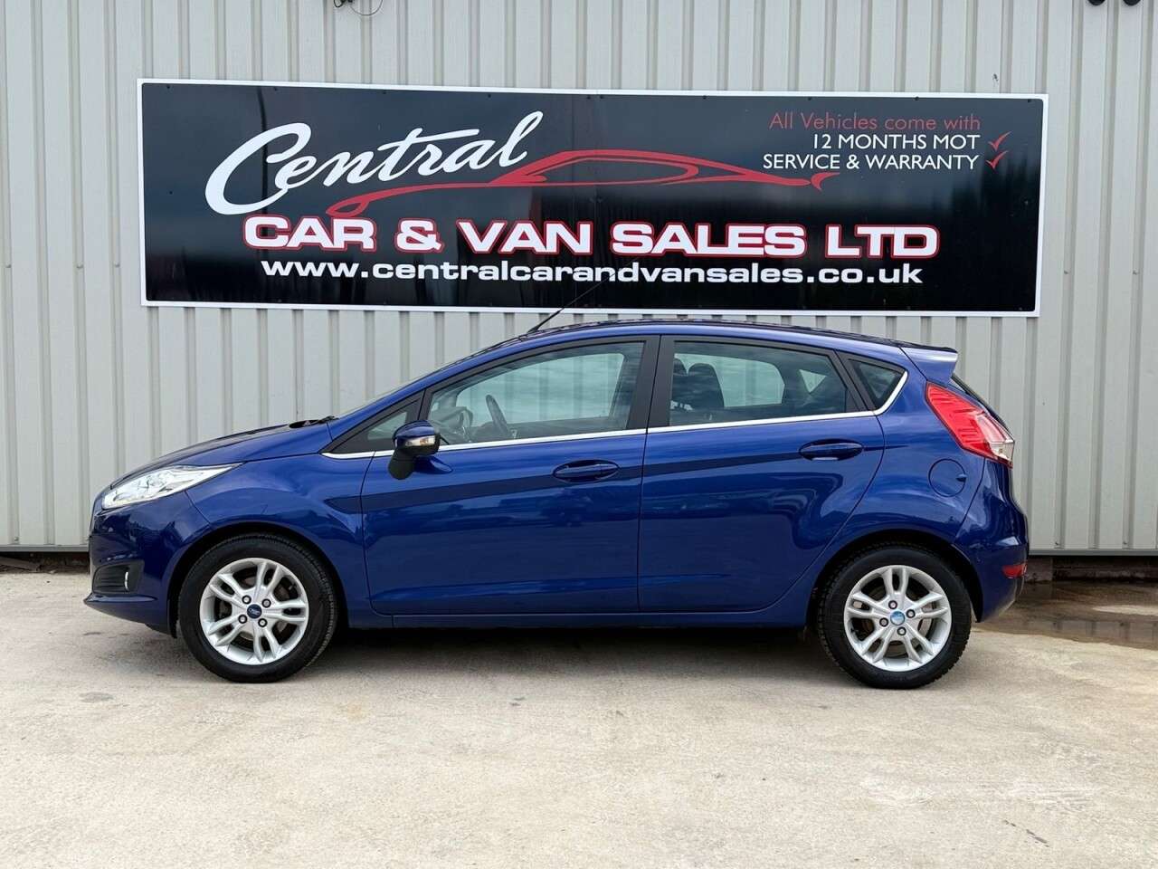 A 2016 FORD FIESTA 1.0T EcoBoost Zetec Hatchback 5dr Petrol Manual Euro 6 (s/s) (100 ps) vgc - A 2016 FORD FIESTA 1.0T EcoBoost Zetec Hatchback 5dr Petrol Manual Euro 6 (s/s) (100 ps) vgc -