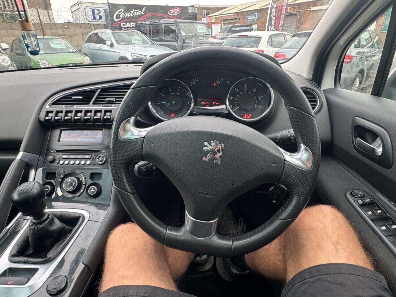 2013 PEUGEOT 3008 2013 PEUGEOT 3008