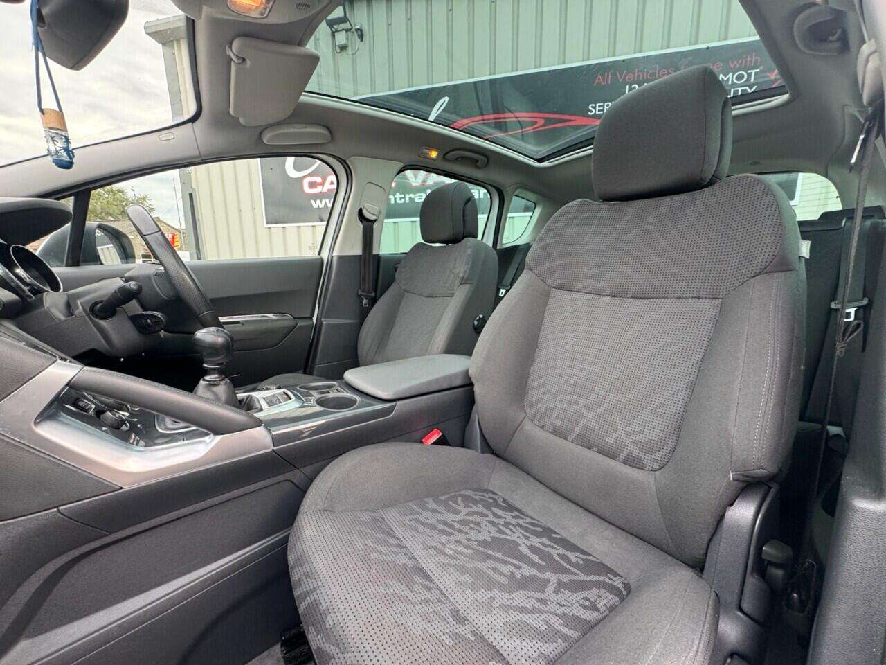 2013 PEUGEOT 3008 2013 PEUGEOT 3008