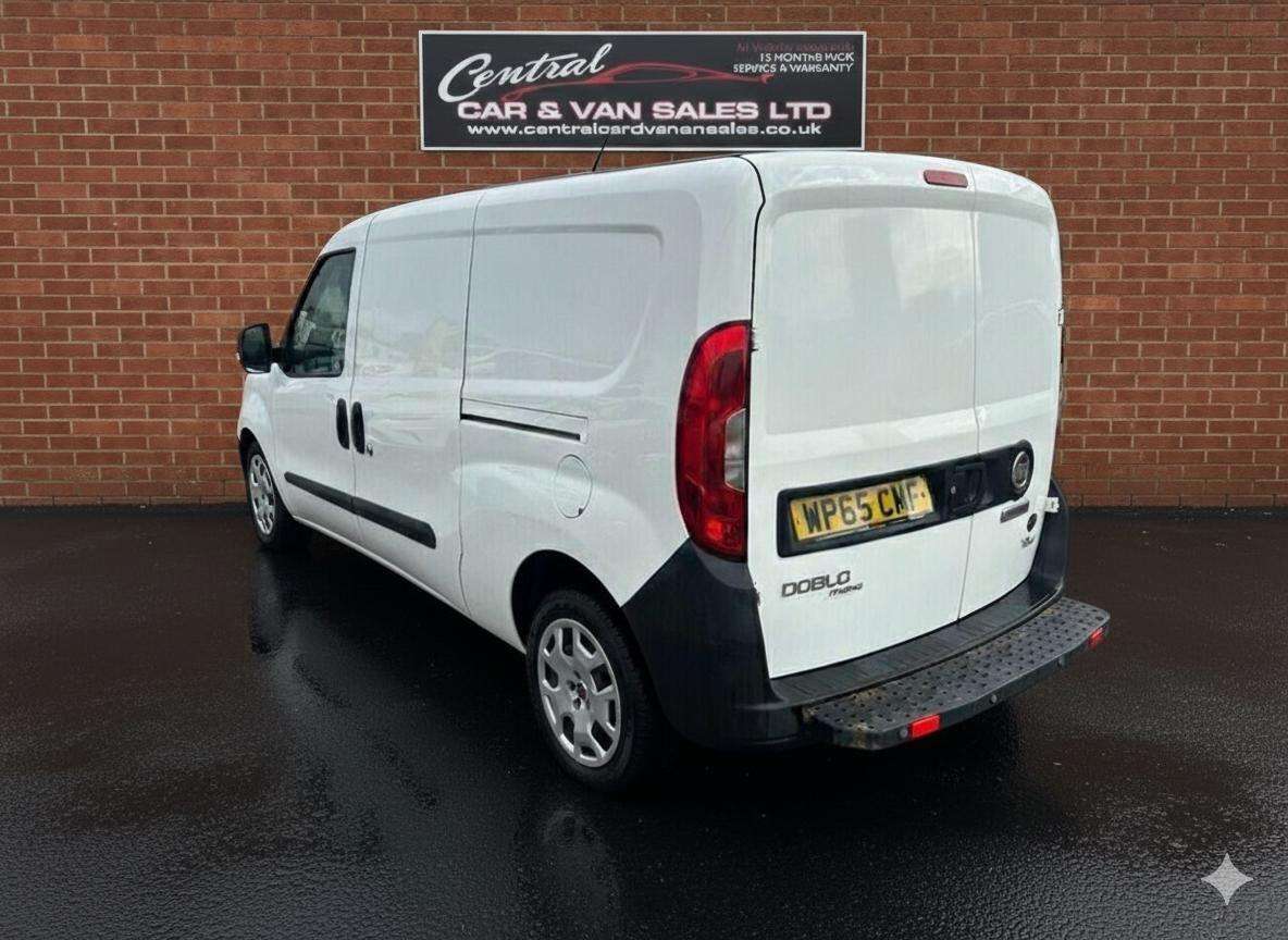A 2015 FIAT DOBLO 1.6 JTD MultiJet 16v Maxi Panel Van 4dr Diesel Manual L2 H1 (137 g/km, 105 A 2015 FIAT DOBLO 1.6 JTD MultiJet 16v Maxi Panel Van 4dr Diesel Manual L2 H1 (137 g/km, 105