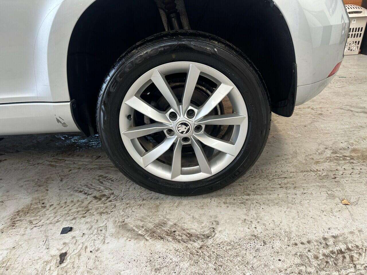 2015 SKODA YETI 2015 SKODA YETI