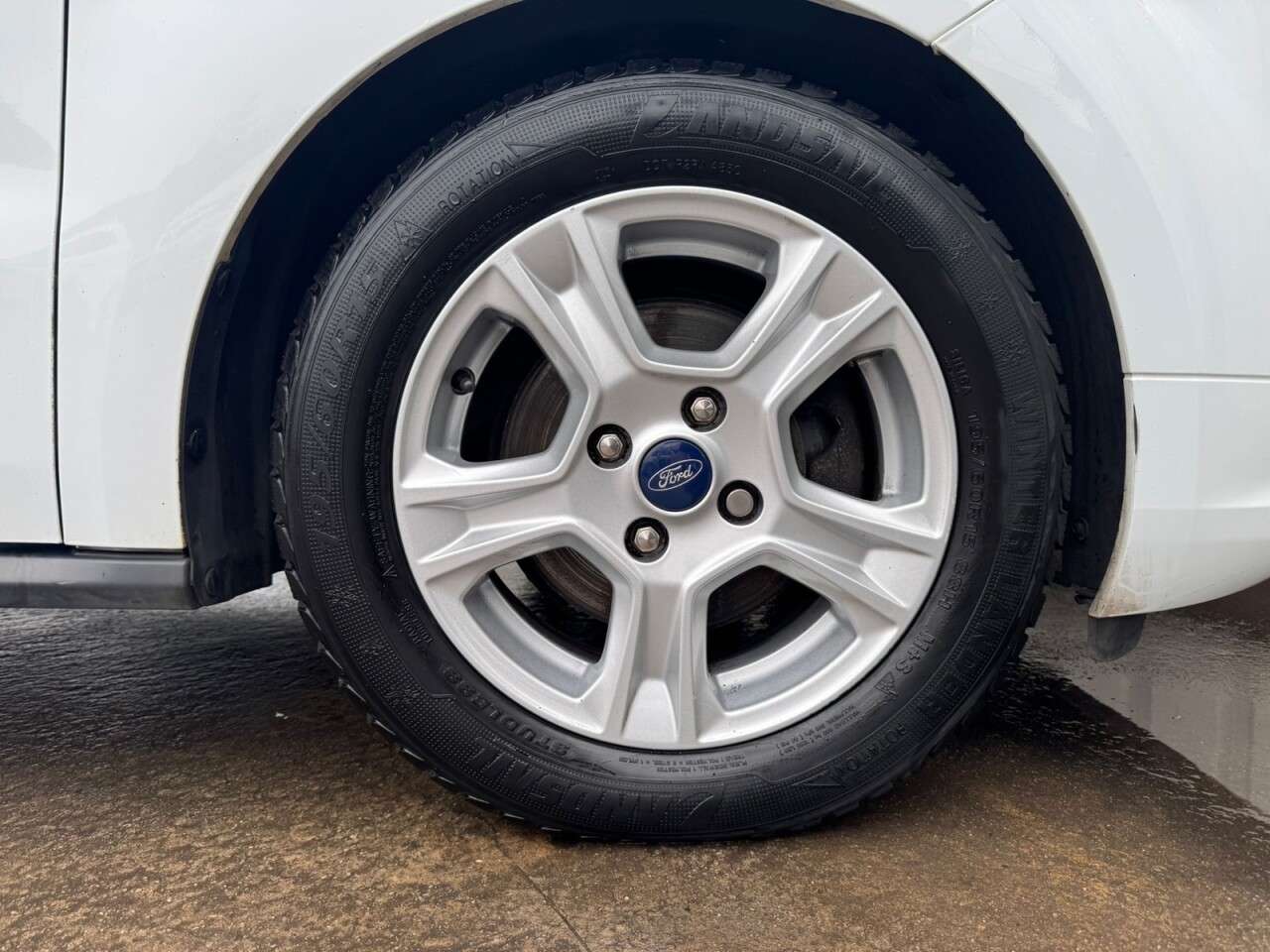 2020 FORD TRANSIT COURIER 2020 FORD TRANSIT COURIER