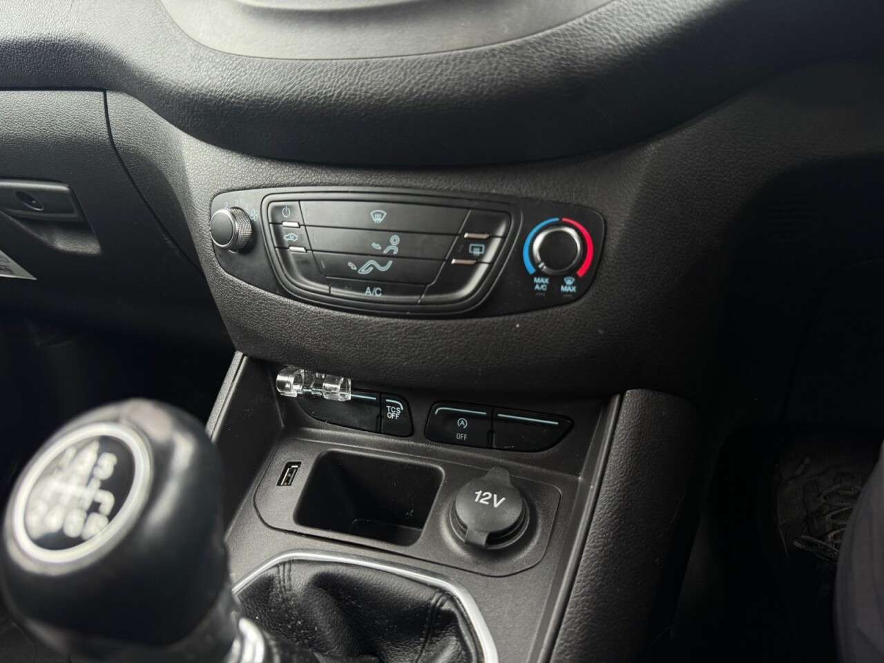 2020 FORD TRANSIT COURIER 2020 FORD TRANSIT COURIER