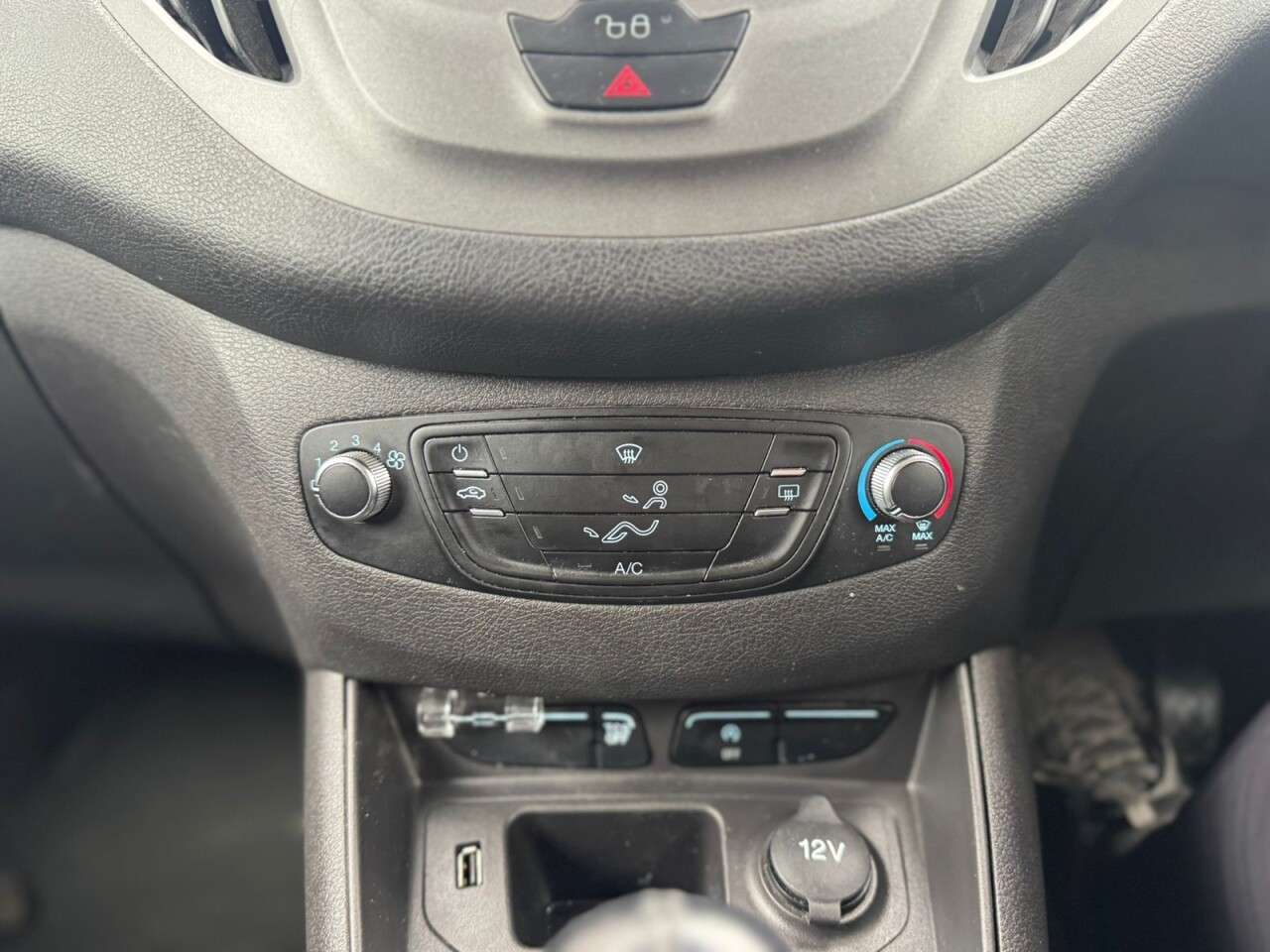 2020 FORD TRANSIT COURIER 2020 FORD TRANSIT COURIER