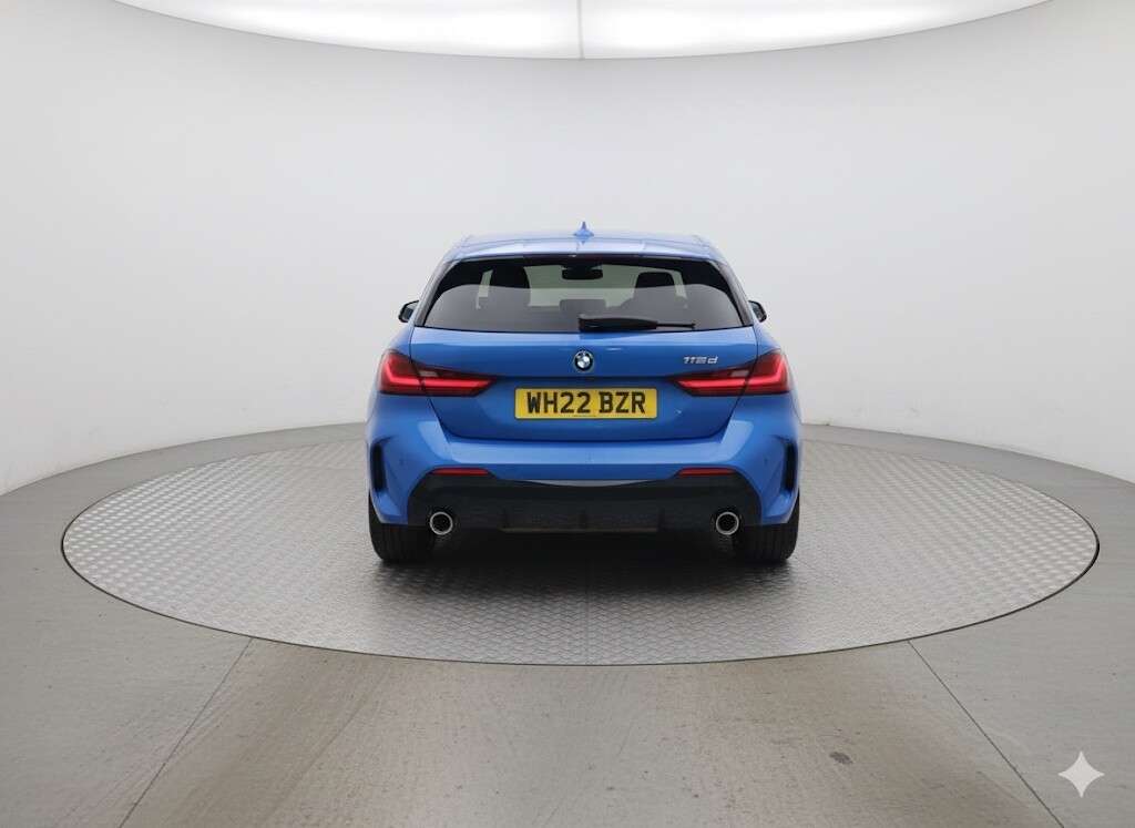 A 2022 BMW 1 SERIES 2.0 118d M Sport (LCP) Hatchback 5dr Diesel Manual Euro 6 (s/s) (150 ps) Fu A 2022 BMW 1 SERIES 2.0 118d M Sport (LCP) Hatchback 5dr Diesel Manual Euro 6 (s/s) (150 ps) Fu