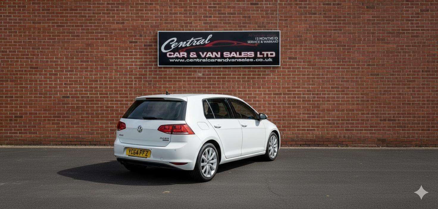 A 2014 VOLKSWAGEN GOLF 2.0 TDI BlueMotion Tech GT Hatchback 5dr Diesel Manual Euro 5 (s/s) (150 ps A 2014 VOLKSWAGEN GOLF 2.0 TDI BlueMotion Tech GT Hatchback 5dr Diesel Manual Euro 5 (s/s) (150 ps