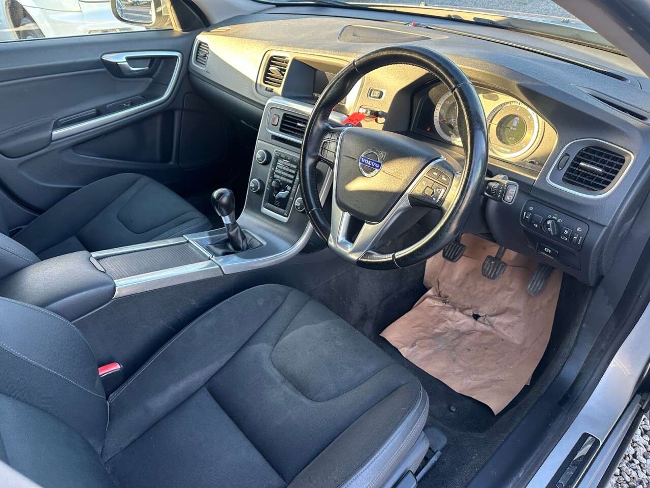 2010 VOLVO V60 2010 VOLVO V60