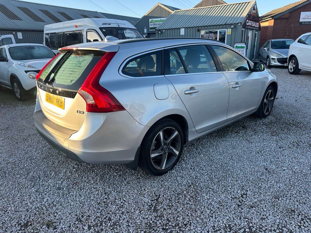 2010 VOLVO V60 2010 VOLVO V60