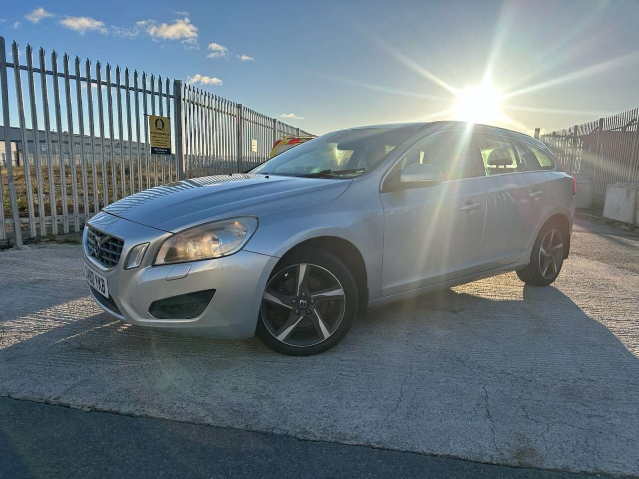 2010 VOLVO V60 2010 VOLVO V60