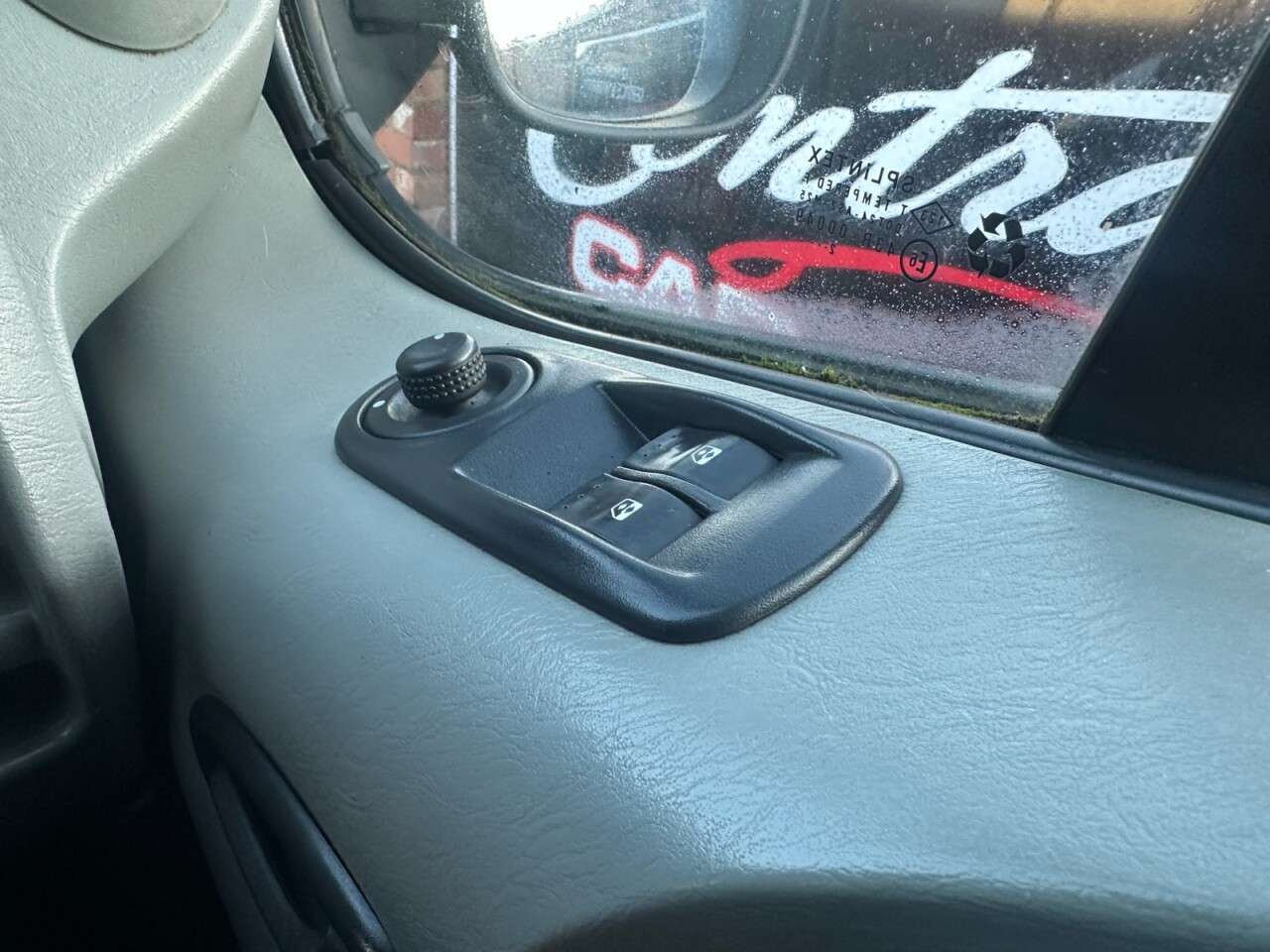 2012 VAUXHALL VIVARO CAMPERVAN 2012 VAUXHALL VIVARO CAMPERVAN