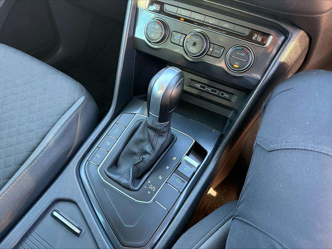 2018 VOLKSWAGEN TIGUAN 2018 VOLKSWAGEN TIGUAN