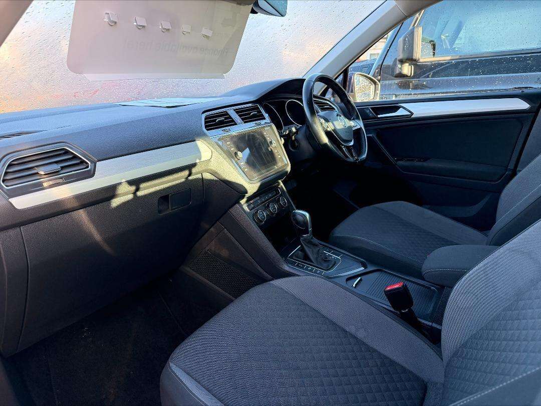 2018 VOLKSWAGEN TIGUAN 2018 VOLKSWAGEN TIGUAN