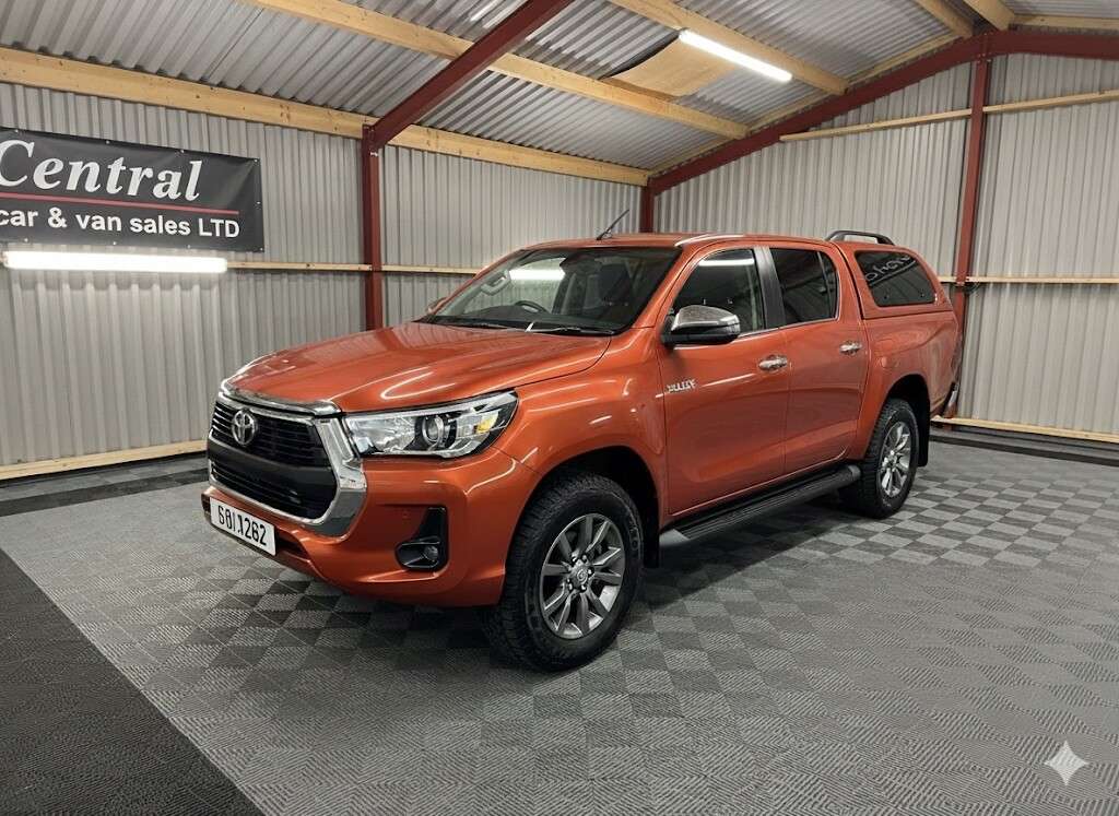 A 2023 TOYOTA HI-LUX 2.4 D-4D Icon Pickup Double Cab 4dr Diesel Auto 4WD Euro 6 (s/s) (150 ps) B A 2023 TOYOTA HI-LUX 2.4 D-4D Icon Pickup Double Cab 4dr Diesel Auto 4WD Euro 6 (s/s) (150 ps) B
