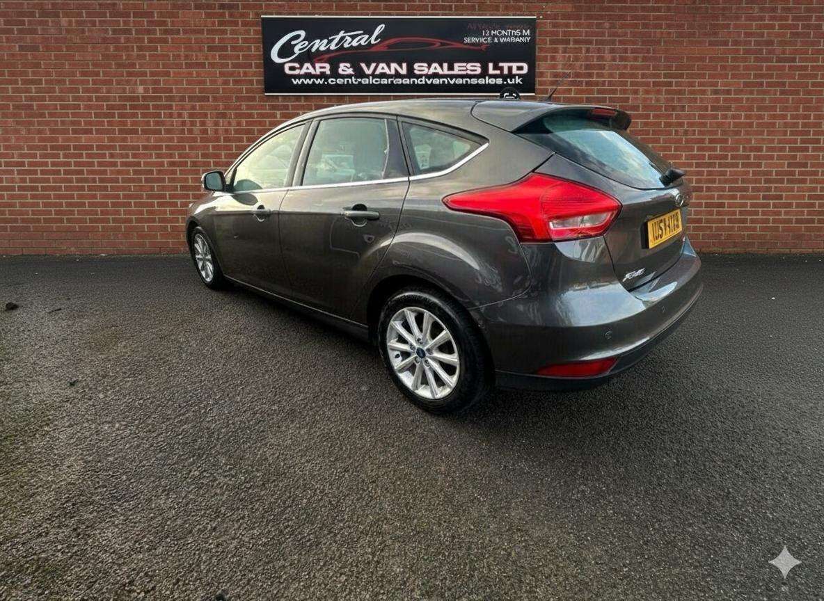 A 2015 FORD FOCUS 1.0T EcoBoost Titanium Hatchback 5dr Petrol Manual Euro 6 (s/s) (125 ps) Al A 2015 FORD FOCUS 1.0T EcoBoost Titanium Hatchback 5dr Petrol Manual Euro 6 (s/s) (125 ps) Al