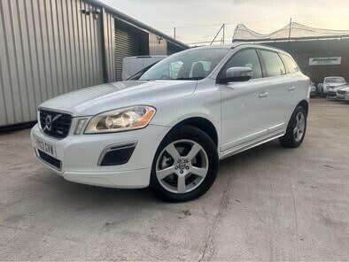A 2013 VOLVO XC60 2.4 D4 R-Design SUV 5dr Diesel Manual AWD Euro 5 (s/s) (163 ps) Cruise Cont A 2013 VOLVO XC60 2.4 D4 R-Design SUV 5dr Diesel Manual AWD Euro 5 (s/s) (163 ps) Cruise Cont