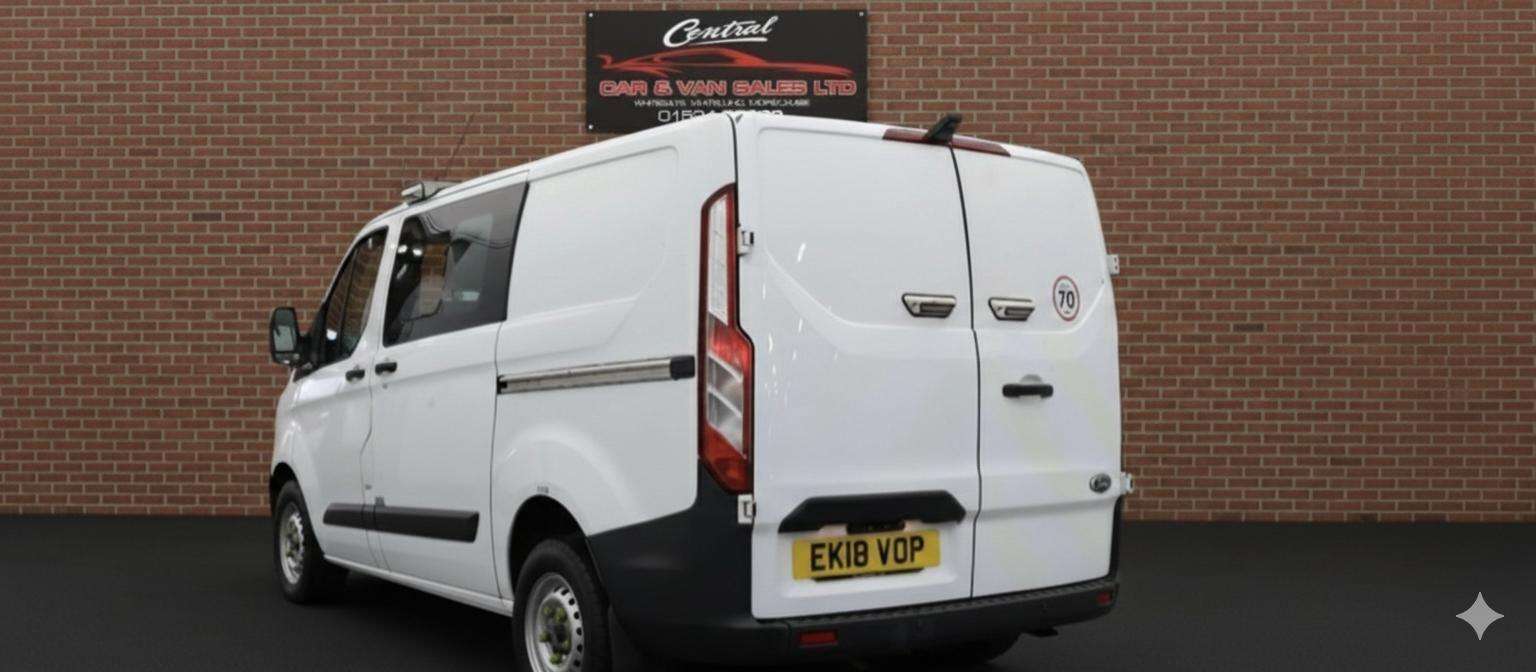 A 2018 FORD TRANSIT CUSTOM Crew Van 5 Seater 2.0 TDCI 104 bhp Air Con - F& R P/Sensors A 2018 FORD TRANSIT CUSTOM Crew Van 5 Seater 2.0 TDCI 104 bhp Air Con - F& R P/Sensors