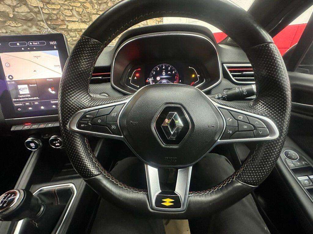 2019 RENAULT CLIO 2019 RENAULT CLIO