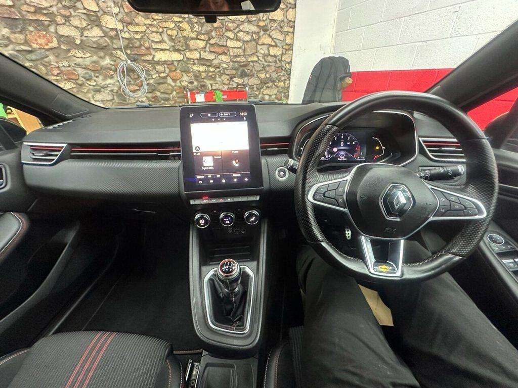 2019 RENAULT CLIO 2019 RENAULT CLIO