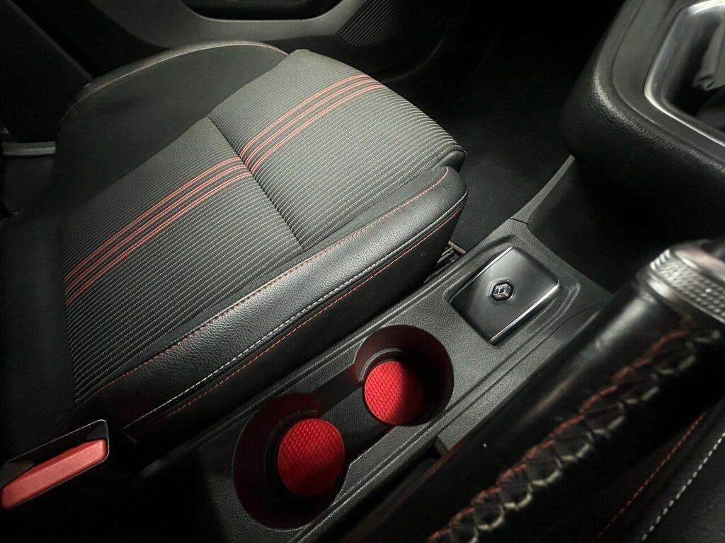 2019 RENAULT CLIO 2019 RENAULT CLIO